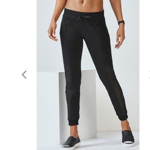 🔳 mesh paneled Linda jogger 🔳